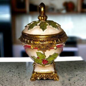 TOUCH OF CLASS RETIRED CHRISTMAS WINTERBERRY COVERED JAR/BOWL NWT